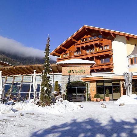 Familien Hotel Mozart Риед им Оберинтал Екстериор снимка